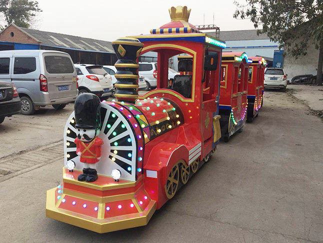 16 Seats Crown Trackless Train