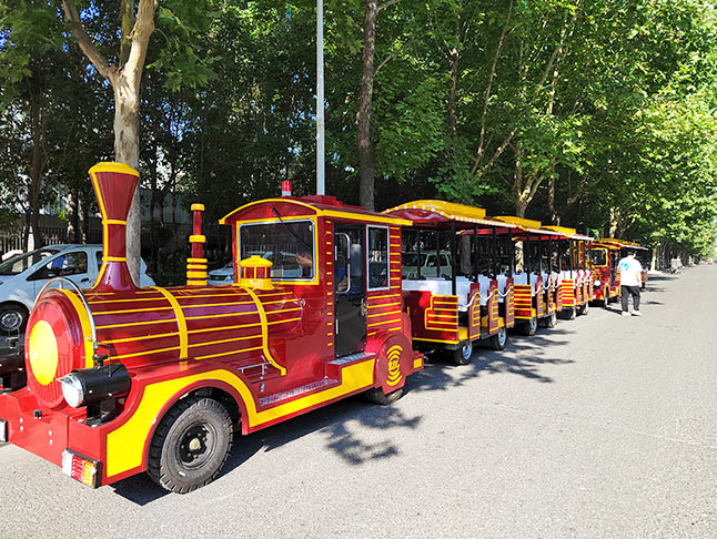 Red Vintage Theme Park Train For Sale